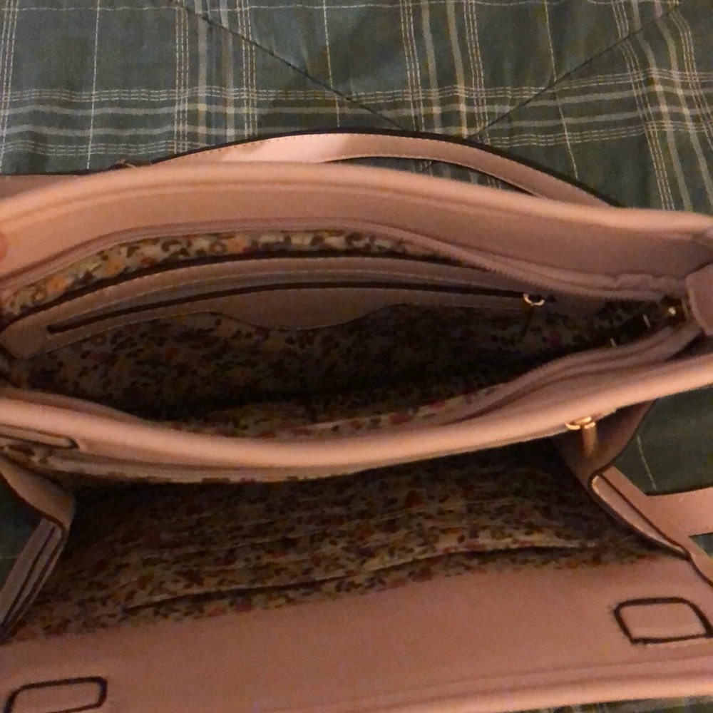 Pink bag - Picture 2 of 2